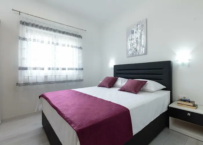 Villa Apartments Kordic
