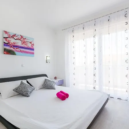 Villa Apartments Kordic Kaštela Habitación foto