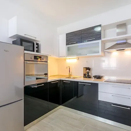 Villa Apartments Kordic Kaštela Habitación foto