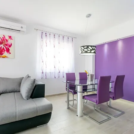 Villa Apartments Kordic Kaštela Habitación foto