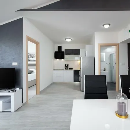 Villa Apartments Kordic Kaštela Exterior foto