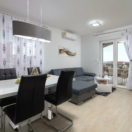 Villa Apartments Kordic Kaštela Exterior foto